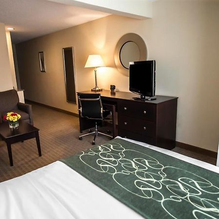 Comfort Suites University Area Notre Dame-South Bend Extérieur photo