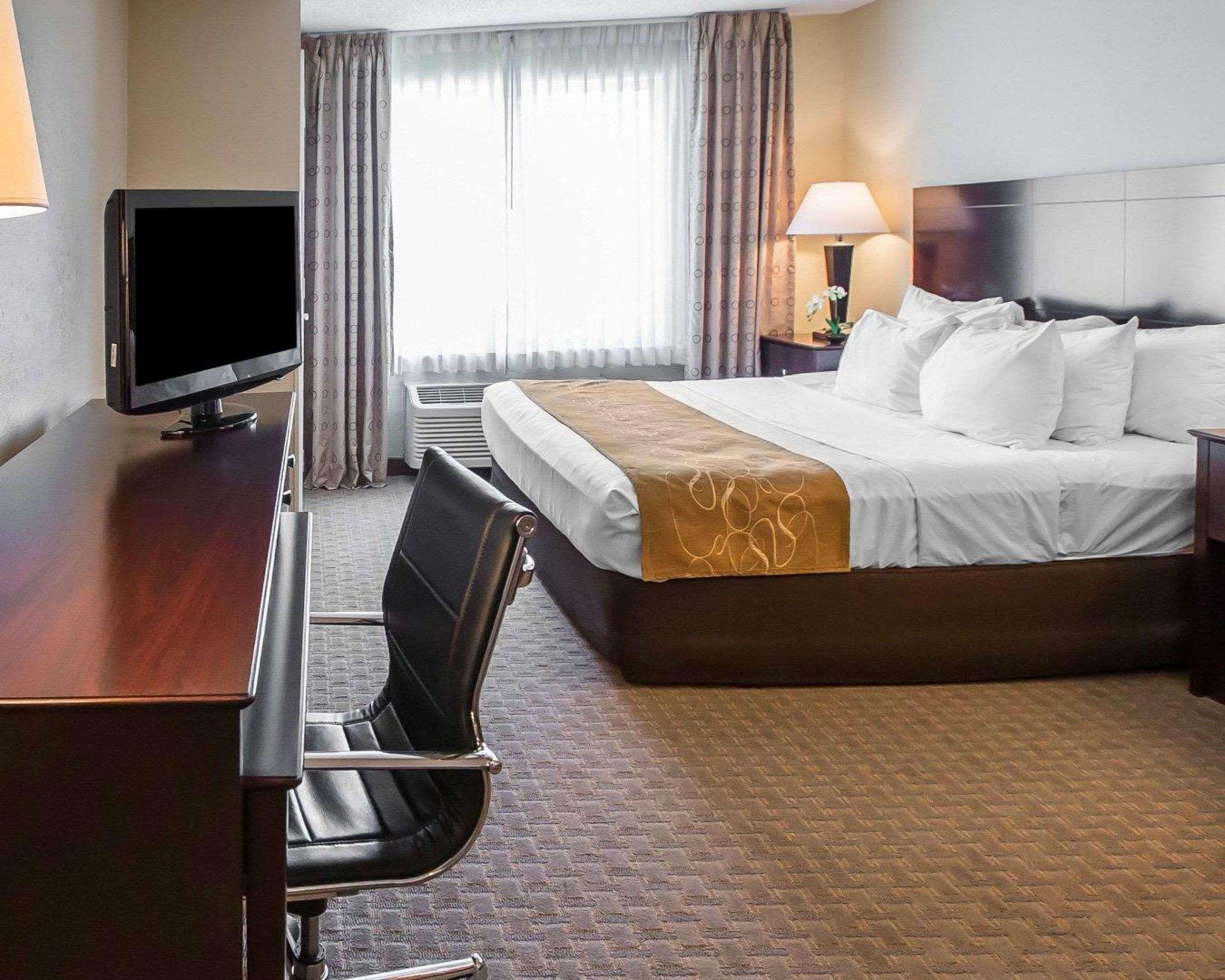 Comfort Suites University Area Notre Dame-South Bend Extérieur photo