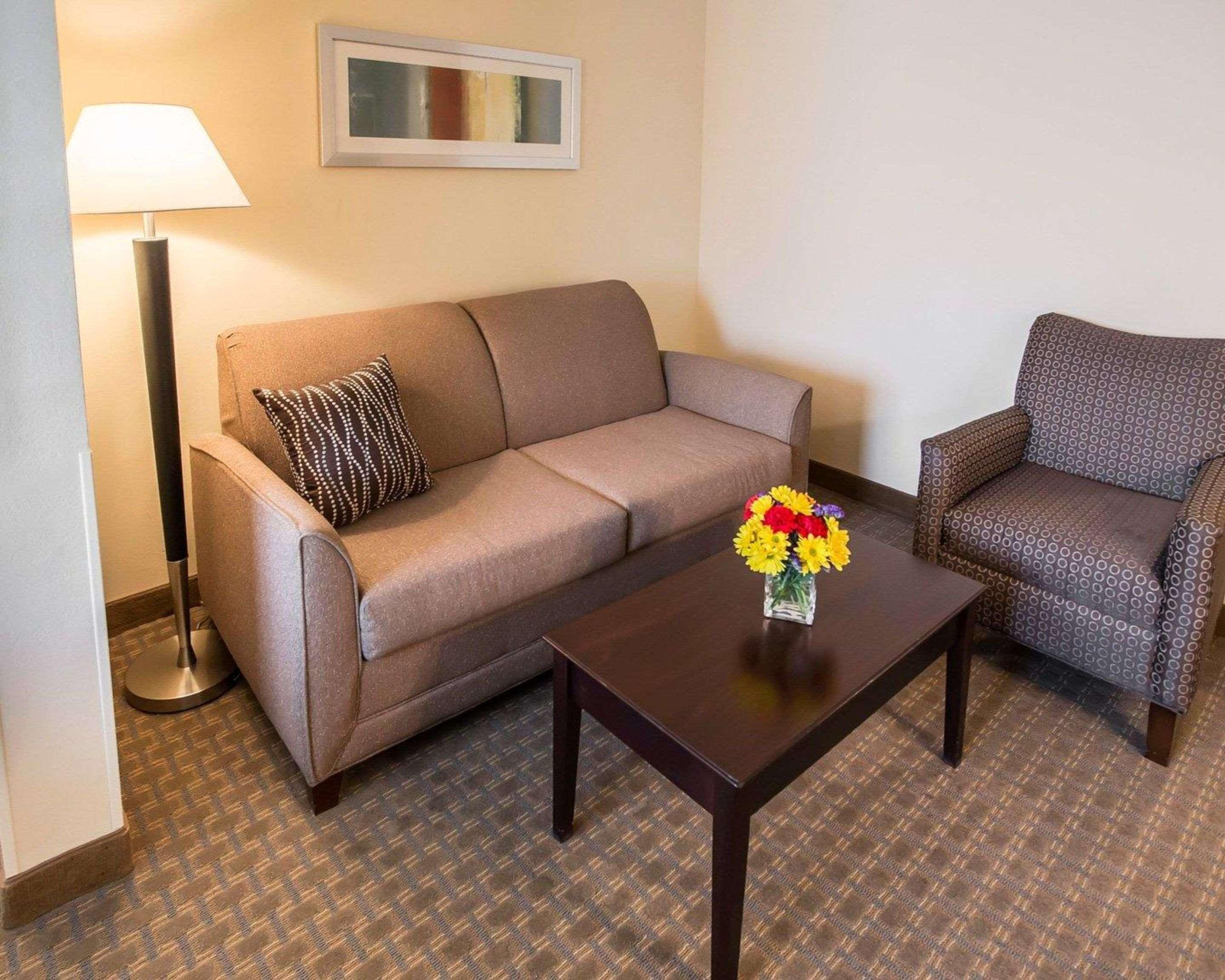 Comfort Suites University Area Notre Dame-South Bend Extérieur photo