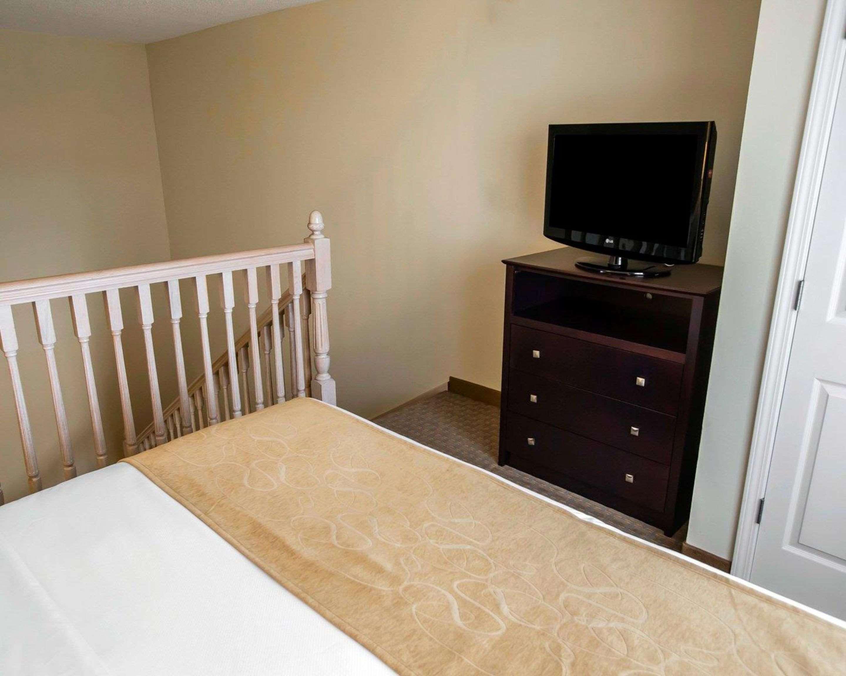 Comfort Suites University Area Notre Dame-South Bend Extérieur photo