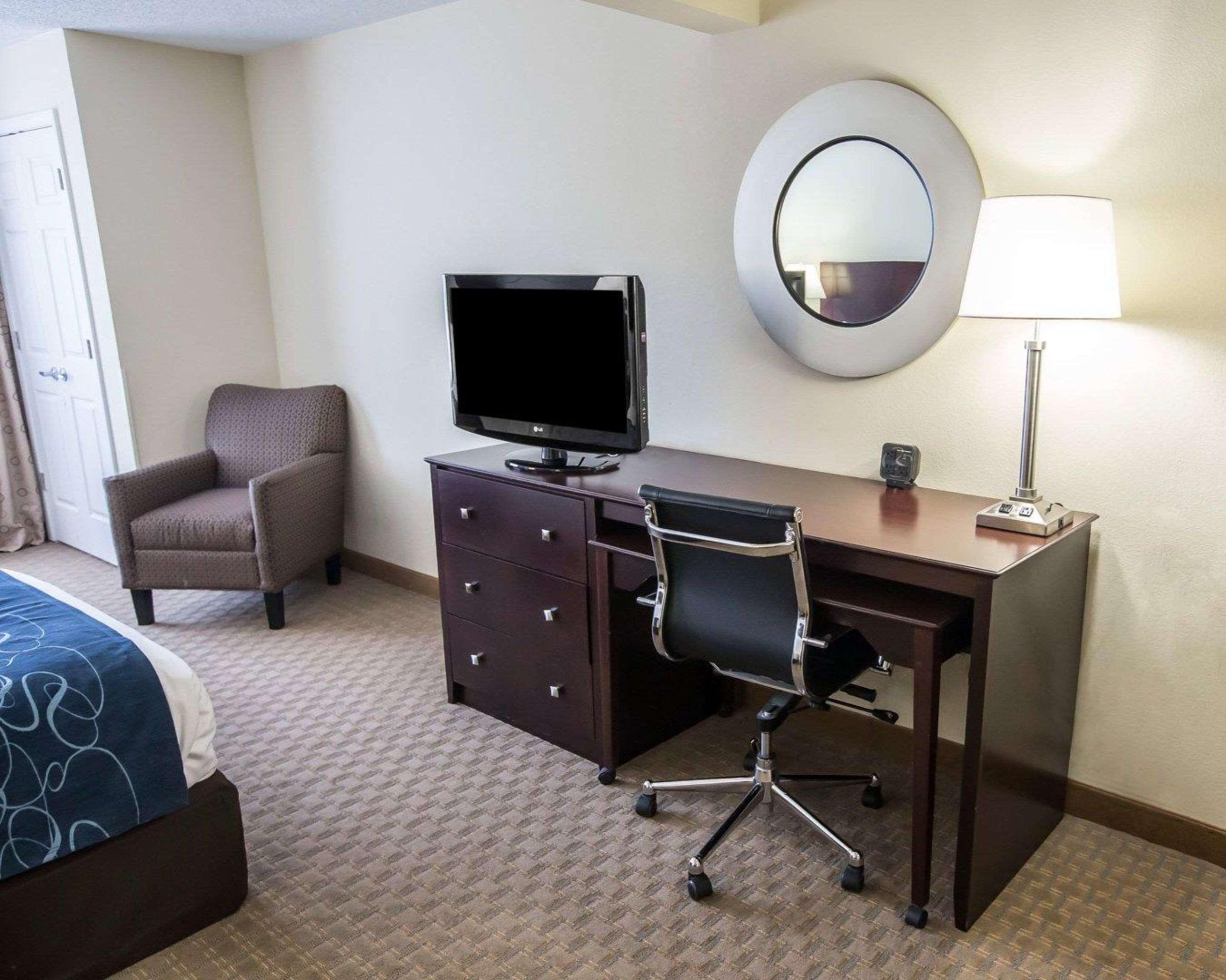 Comfort Suites University Area Notre Dame-South Bend Extérieur photo