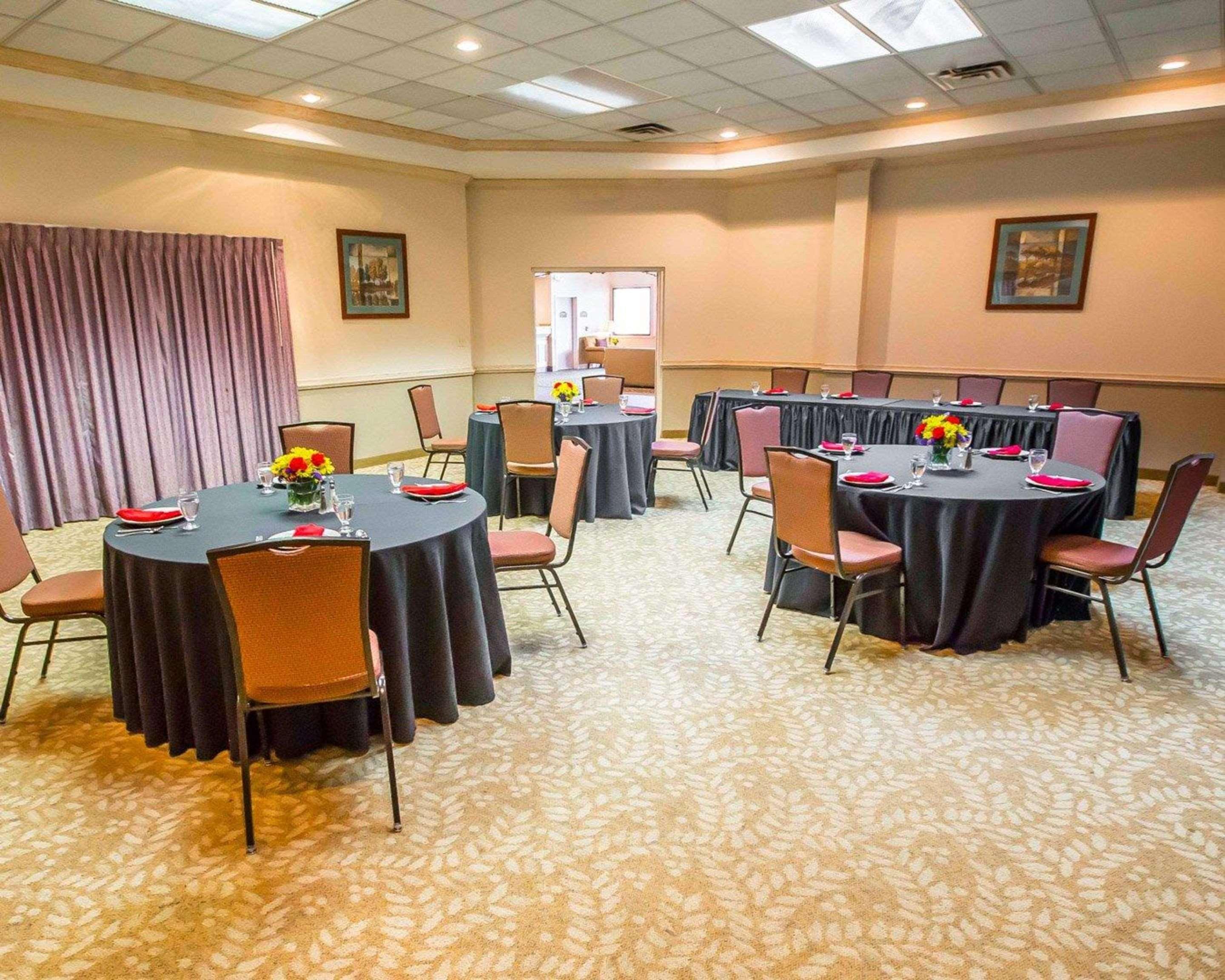 Comfort Suites University Area Notre Dame-South Bend Extérieur photo