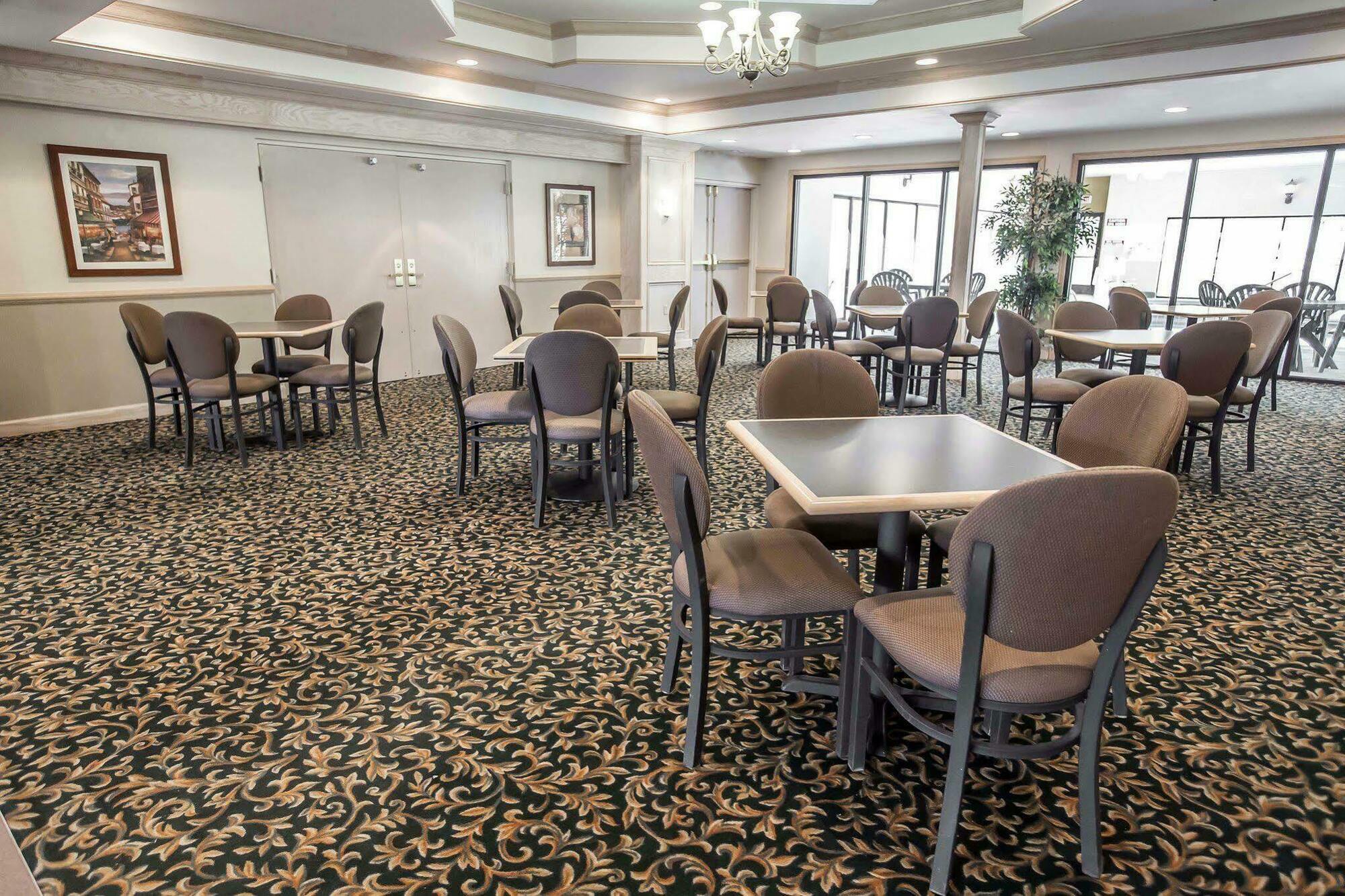 Comfort Suites University Area Notre Dame-South Bend Extérieur photo