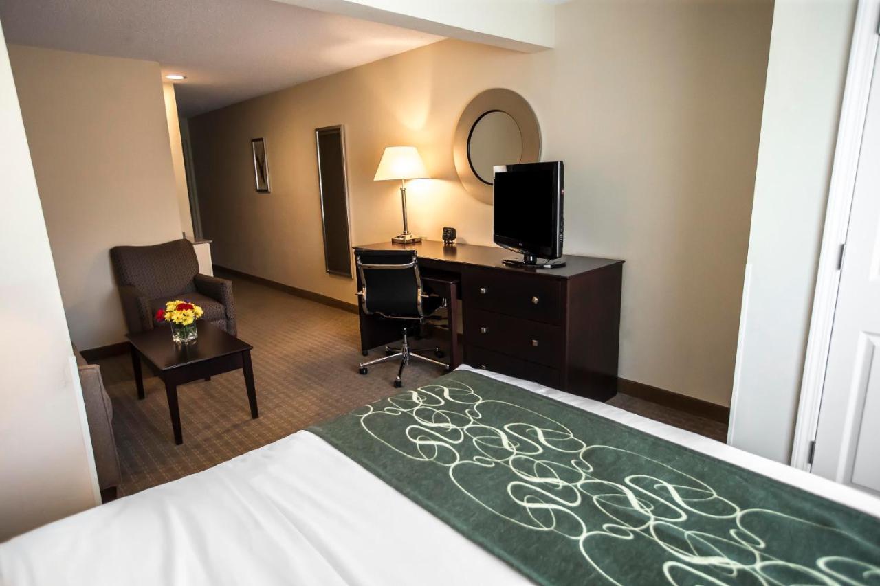 Comfort Suites University Area Notre Dame-South Bend Extérieur photo